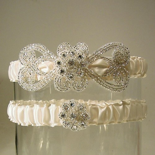 For the bride that loves Bling For the bride who loves Feathers