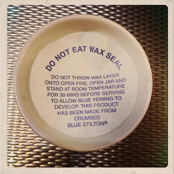 Do Not Eat Wax Seal, afsluiting Stilton-potje