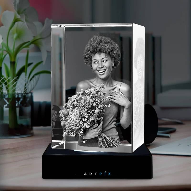 ArtPix - Personalized 3D Crystals with Engraved Inside Photo