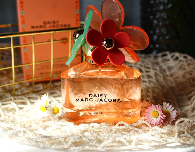 marc-jacobs-daisy-daze-perfume-notino_hr