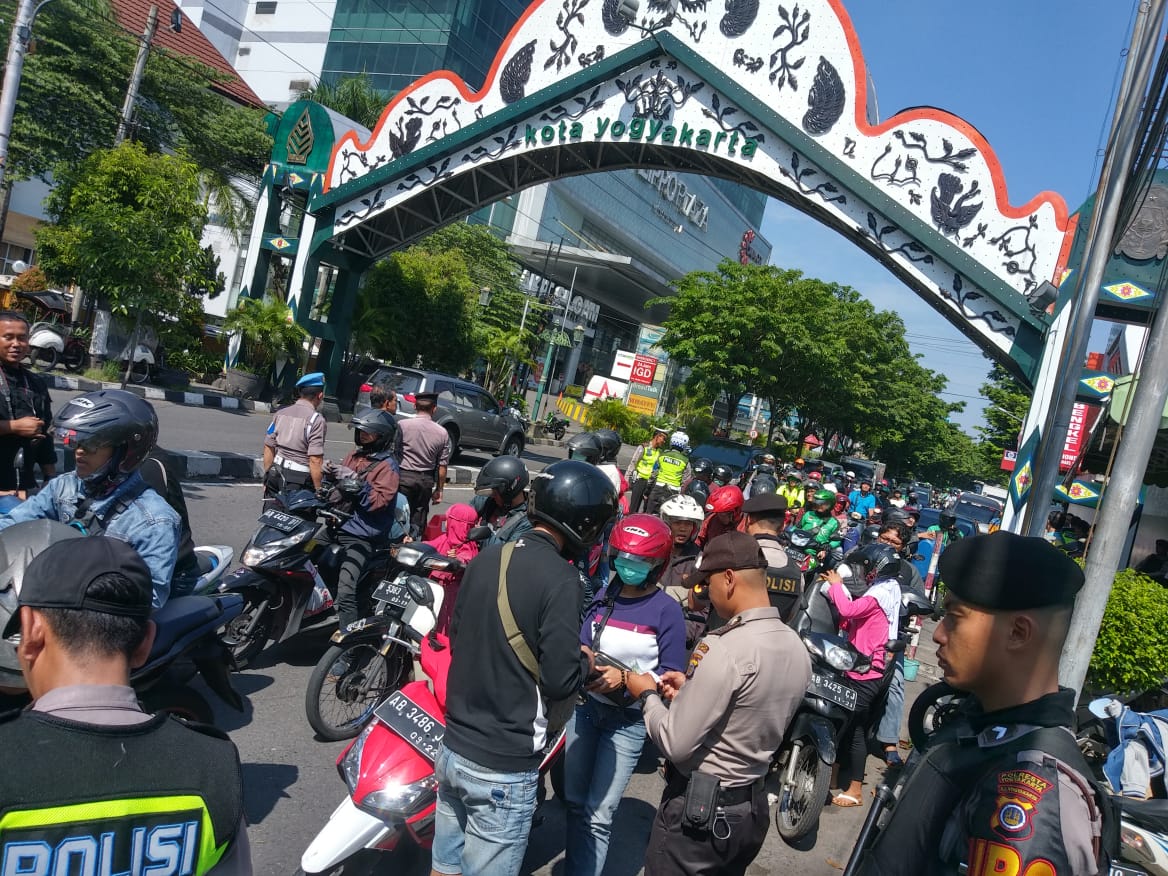 Polresta Yogyakarta Gelar Simulasi Sispamkota Pengamanan Pemilu 2019