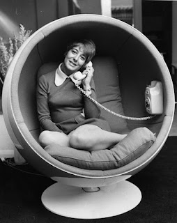 Sedia Ball  chair  Globe Eero Aarnio Icone del Design anni sessanta