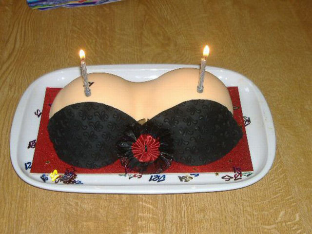 Kue-kue Yang Seksi [ www.BlogApaAja.com ]