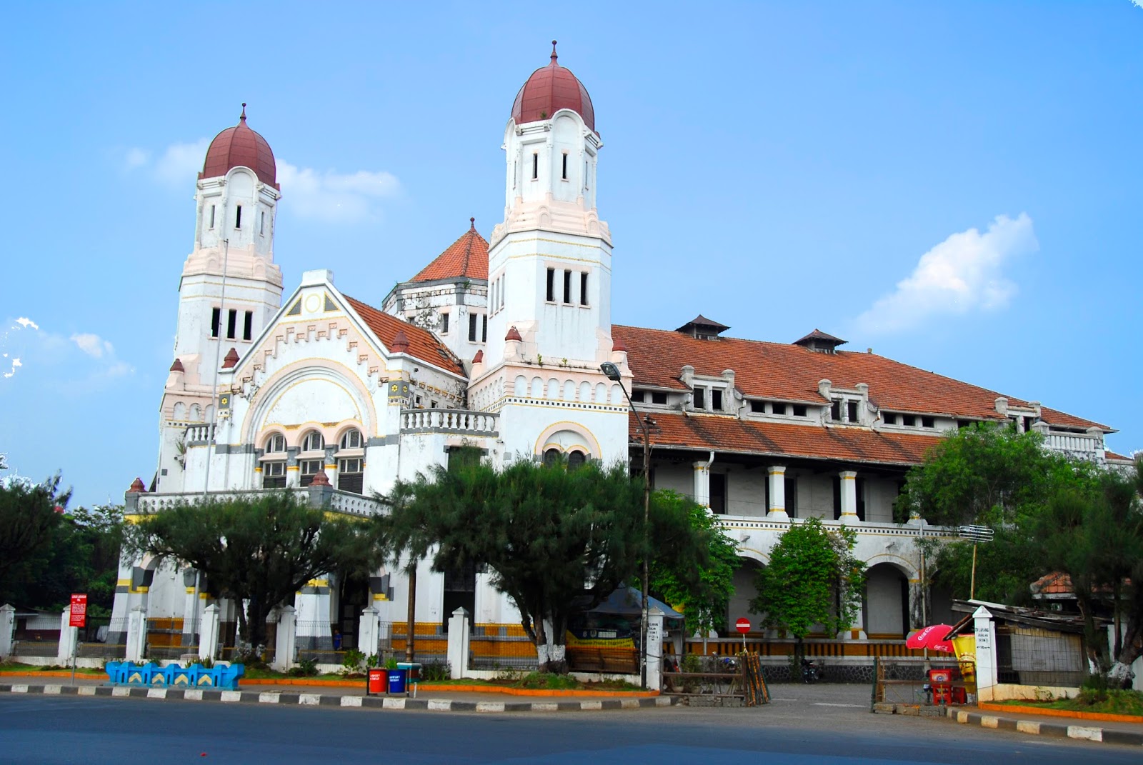 Tourist attractions in the city of Semarang  Wonderful 