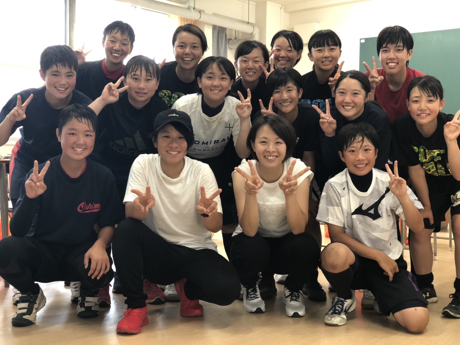 ソフトボール部のブログ 卒業生 石川恭子さん 石野江里佳さん