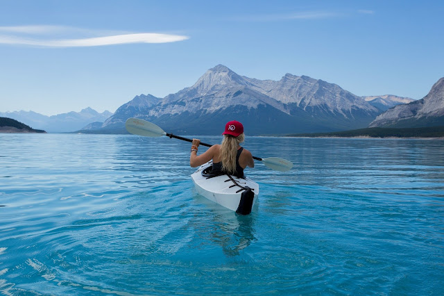 Fun workouts to stay fit: go kayaking