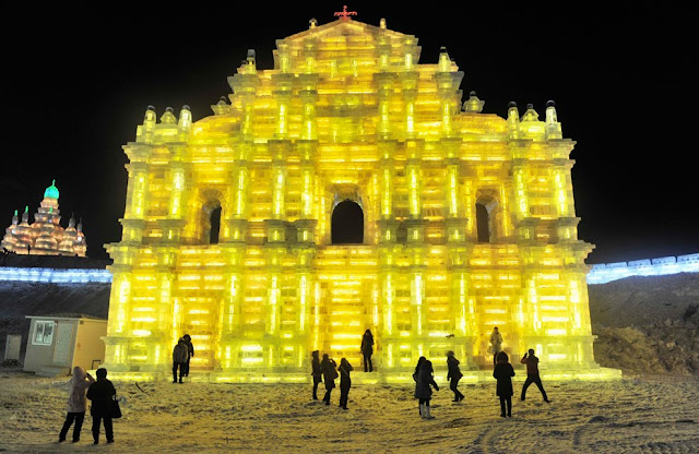 cool ice sculpture 11 Esculturas en Hielo y Nieve