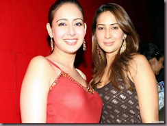 wp_Janubaba_PreetiJhangianiwithKimSharmabycoolman_2006621550186GAYWQ[1]