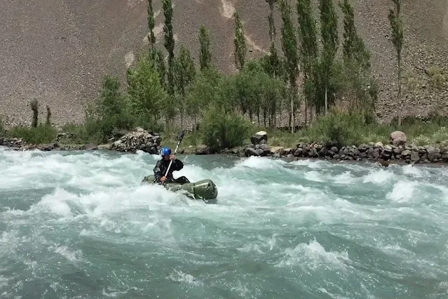 white water rafting in Gilgit Baltistan