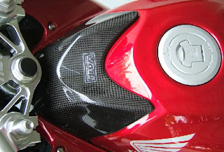 Carbon Tank Cover - Mods Part for CBR250R