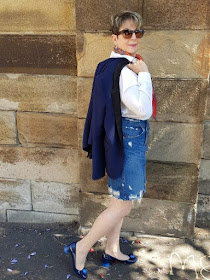 Spring outfit/denim skirt/white shirt/navy blazer/block heel shoes/scarf