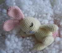 http://translate.googleusercontent.com/translate_c?depth=1&hl=es&rurl=translate.google.es&sl=en&tl=es&u=http://craftroom.tumblr.com/post/20243451718/amigurumi-sleepy&usg=ALkJrhioUu6yOTyLLZSUrgIEVK7QQIfmkQ