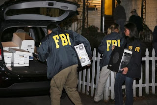 To FBI κατάσχει υλικό από το σπίτι του ραββίνου