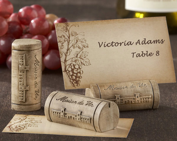 Table numbers or name cards can be paired with wine corks