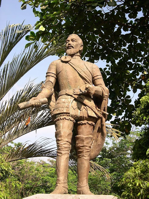 Estatua de Miguel López de Legazpi en Cebú