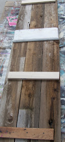 reclaimed wood towel rack http://bec4-beyondthepicketfence.blogspot.com/2010/09/just-hangin-out-project-2-of-my-4-in-5.html