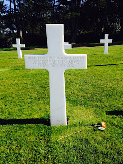 Lomalinjojen Normandian kiertomatka: Amerikkalaisten hautausmaa tuntematon sotilas
