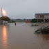 COM RUAS ALAGADAS, MORADORES REGISTRAM CHUVA FORTE NO SERTÃO DA PARAÍBA; VEJA IMAGENS.  Em Itaporanga, o pluviômetro registrou mais de 100 mm.