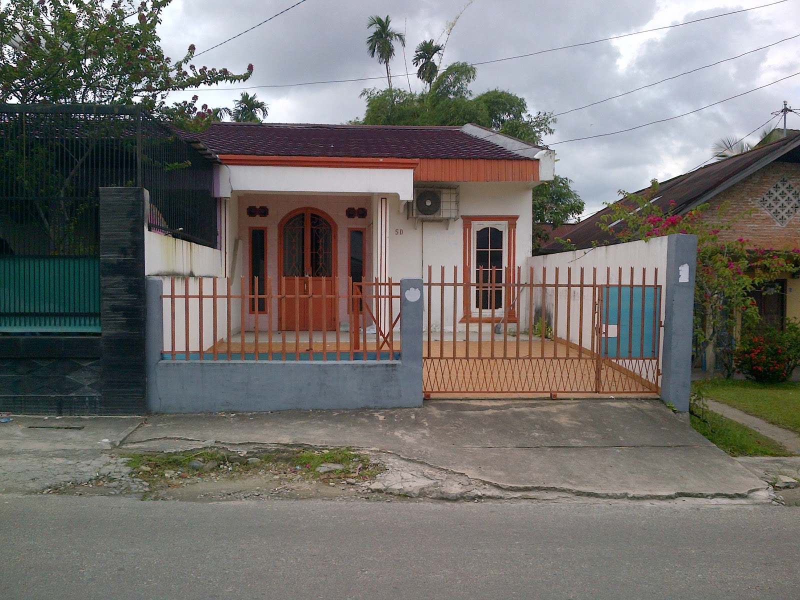 Dijual Rumah  jalan  Kapur masuk  dari jalan  kulim Riau 