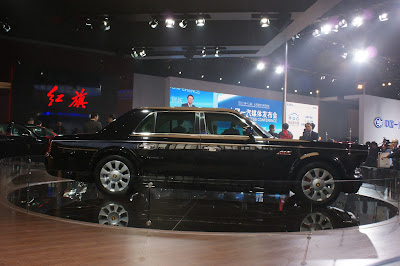 Hongqi L7