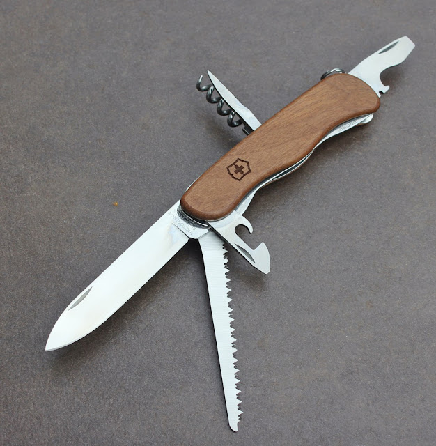 Victorinox Forester Wood