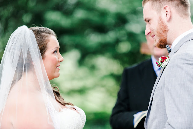 A Cranberry and Blue Autumn Wedding at Worsell Manor in Warwick, MD by Heather Ryan Photography 