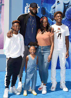 LeBron James Celebrates With Wife Savannah & All 3 Kids After Breaking NBA Scoring Record