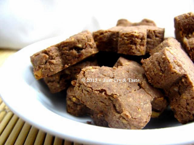 Cookies Coklat Kupu-Kupu dengan Almond - Bebas Gluten 