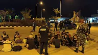 Satgas Pamtas TNI Mengamankan Puluhan WNI di Jalan Tikus Perbatasan