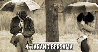 7 Tanda hilangnya rasa cinta setelah menikah