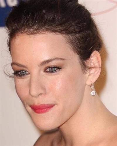 Liv Tyler Fringe Hairstyles