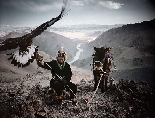 46 Must See Stunning Portraits Of The World’s Remotest Tribes Before They Pass Away - Kazakh, Mongolia