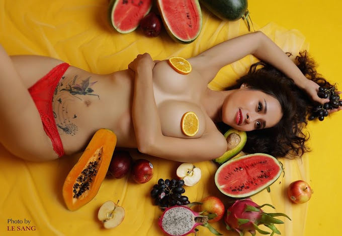 Sexy Vietnamese Mature Woman Trần Thị Hường Nude Fruit