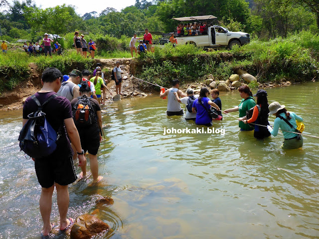 Sungai-Lembing-Rainbow-Waterfall