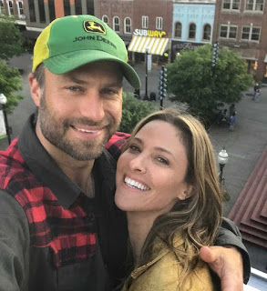 David Lemanowicz clicking selfie with his wife Jill Wagner