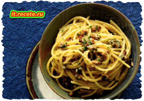 Spaghetti aglio, olio e porcino