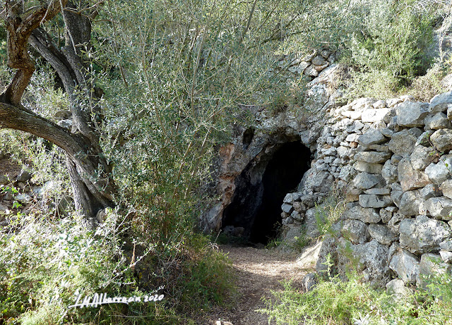 Artana - La Cueva del Tronco