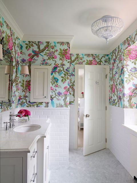 wallpapae bathroom