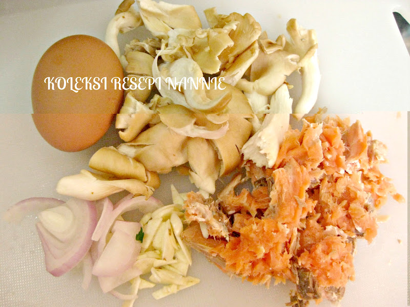 RESEPI NENNIE KHUZAIFAH: TELUR DADAR CENDAWAN n SALMON