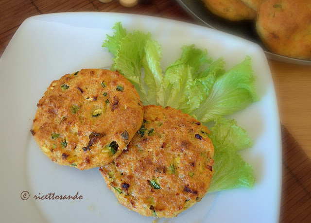 ricetta di Medaglioni di zucchine e parmigiano