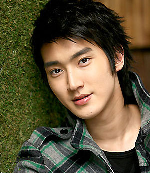 One World Share Together: Choi Siwon, Pria Tertampan