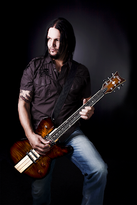 Schecter Guitars and Dan Donegan join forces for Signature Guita