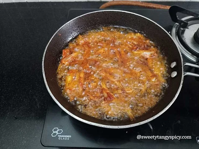 Sizzling Anchovies Fry in Hot Oil - Crispy Delight Ready to be Savored!