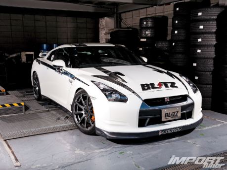 nissan skyline gtr r35. BLITZ Nissan GT-R R35