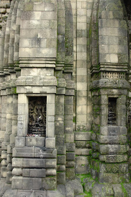 Sculpture inside Shiva temple, Baijanth