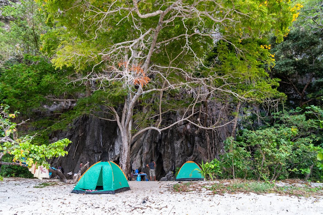 Serenity-beach-Cadlao-Island-Archipel-de-Bacuit-Palawan-Philippines