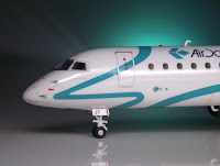 Miniatura Embraer 195 (Air Dolomiti) - Revell 1:144