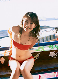 Ai Takabe Japanese Sexy Voice Actress Sexy Red Swimsuit Photo On The Beach 8