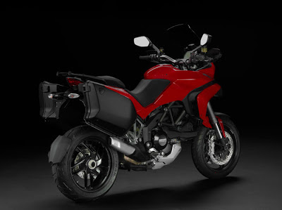 2013-Ducati-Multistrada1200S-Touring3