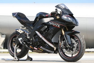 Kawasaki ZX-10R Hayate Replica Picture